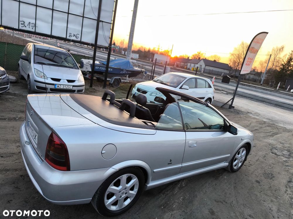 Opel Astra - 32