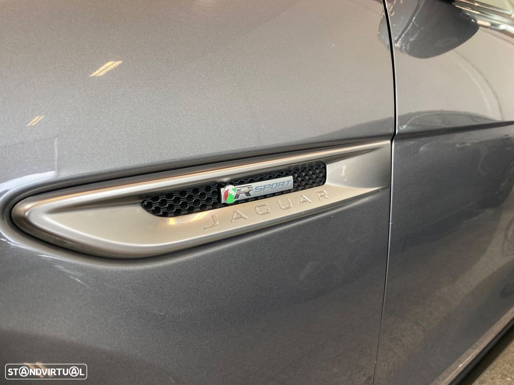 Jaguar F-Pace 2.0 i4D R-Sport AWD Aut. - 6