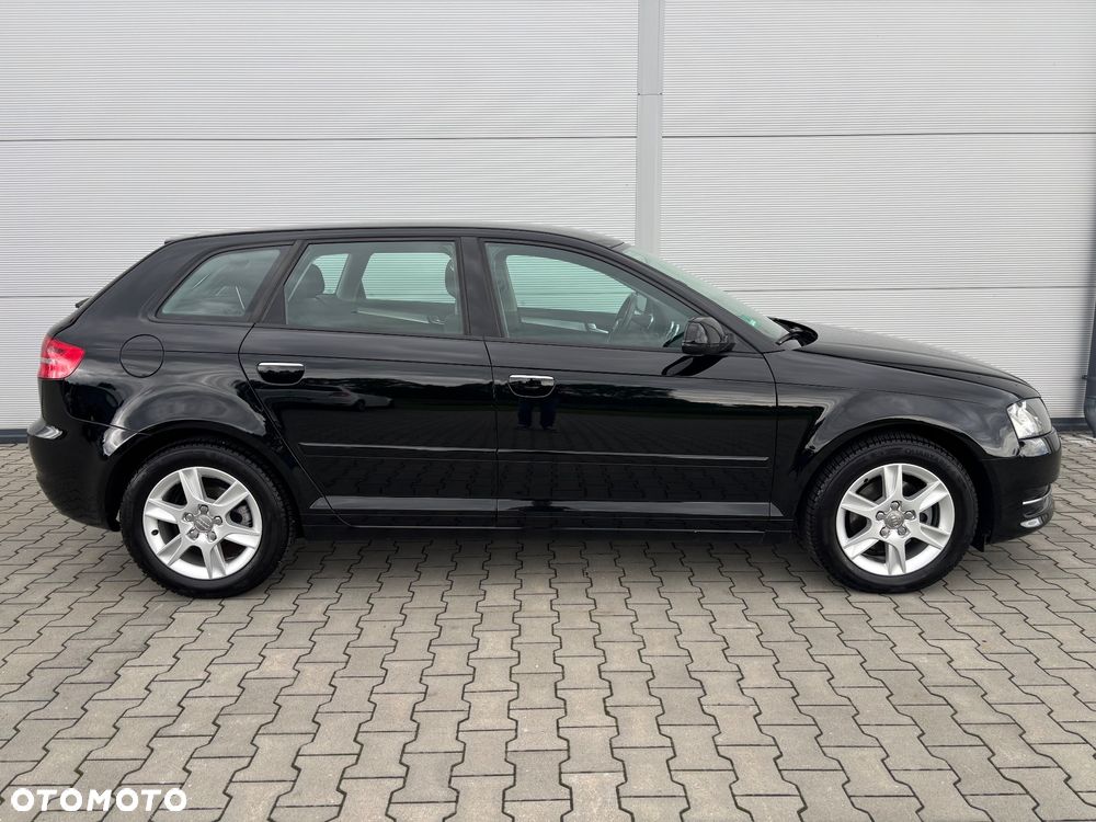 Audi A3 Sportback 1.4 TFSI Ambiente - 6