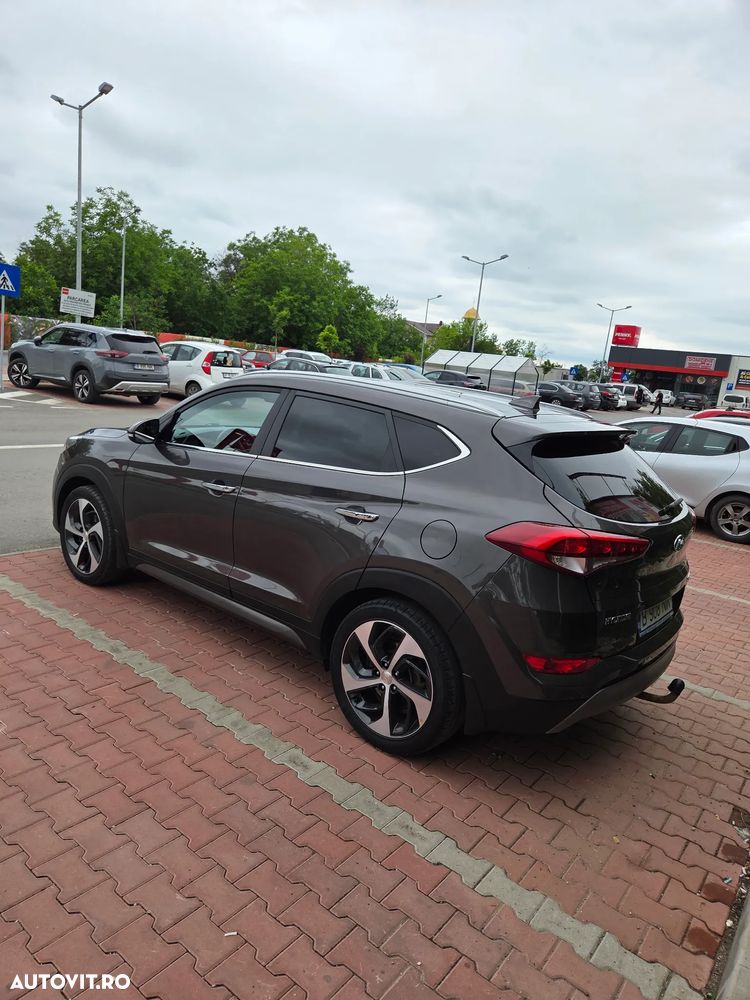 Hyundai Tucson 2.0 CRDI 4WD 6AT Premium+ - 2