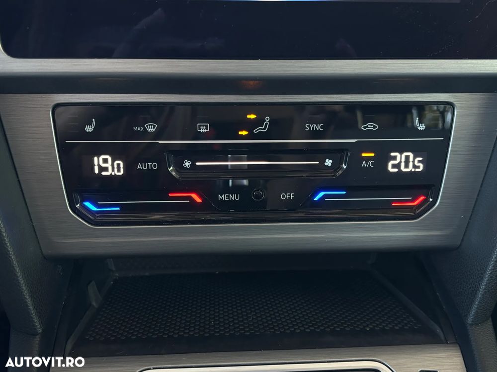 Volkswagen Passat 2.0 TDI DSG Comfortline - 23