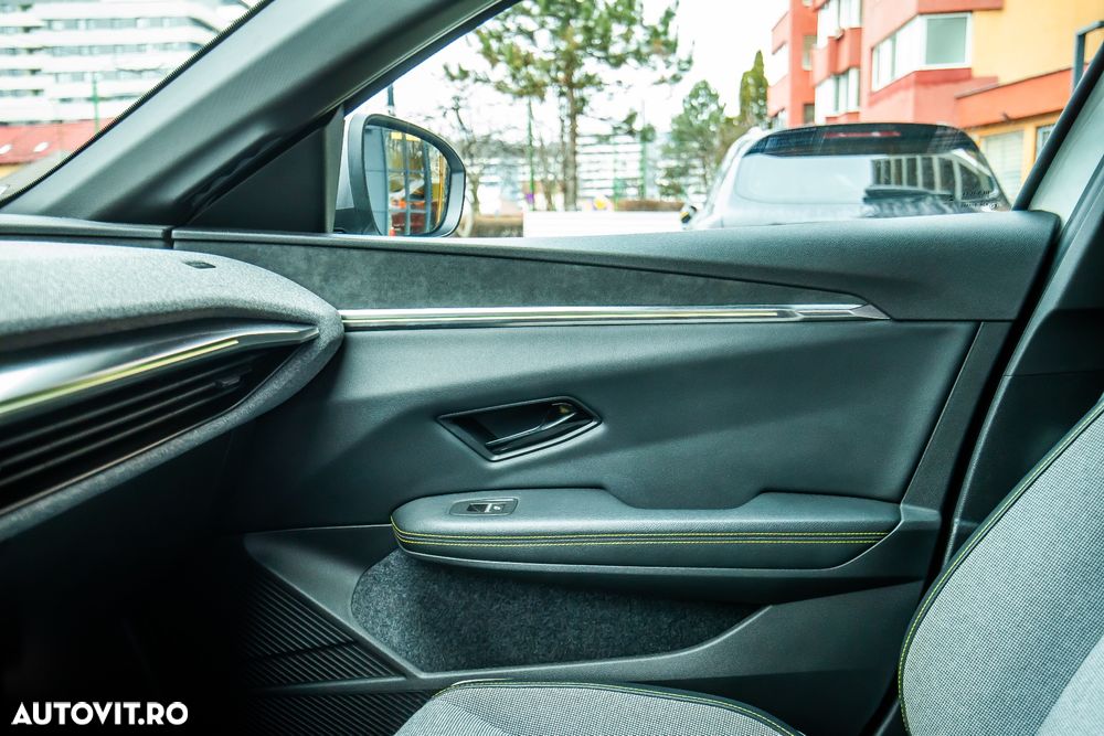 Renault Megane E-TECH 60 kWh 220 CP Techno - 11