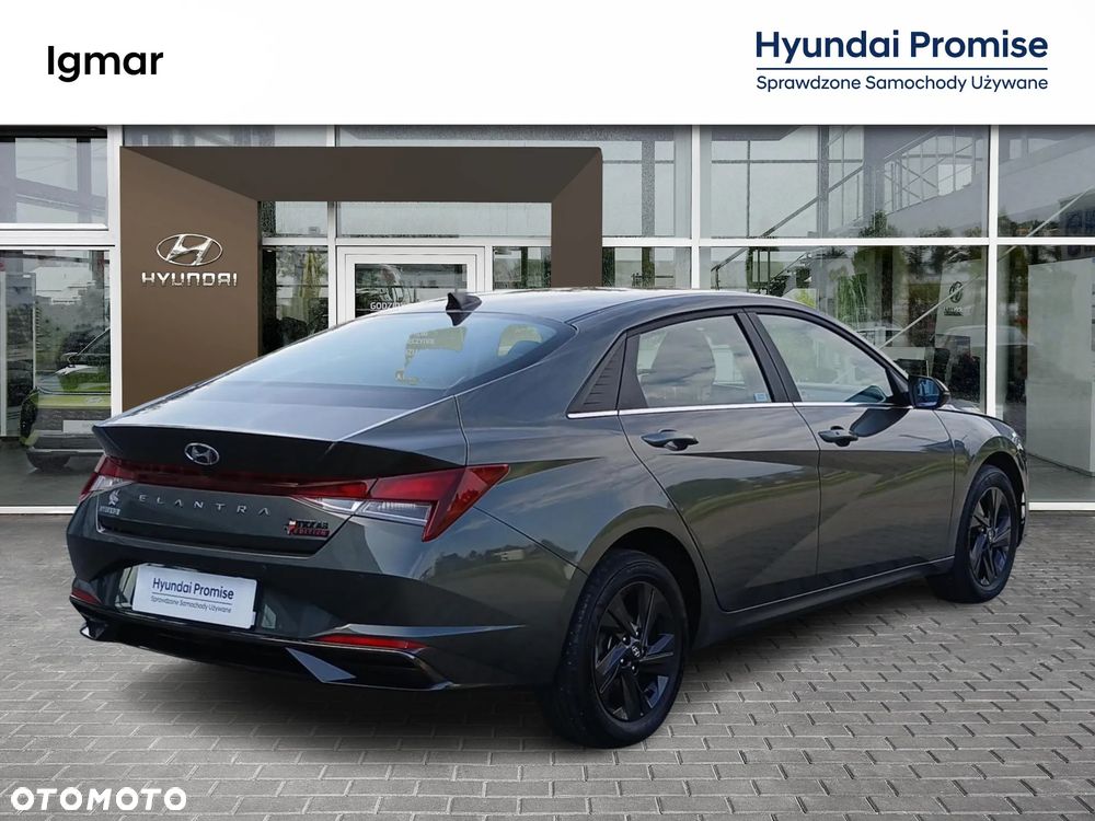 Hyundai Elantra 1.6 Smart CVT - 5