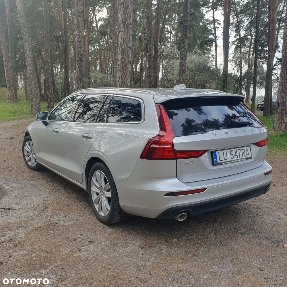 Volvo V60 D4 Geartronic Momentum Pro - 4