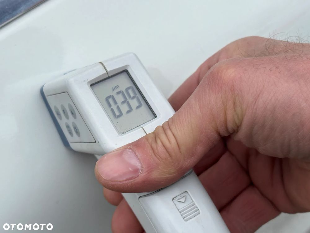 Mercedes-Benz Klasa A 180 7G-DCT AMG Line - 33