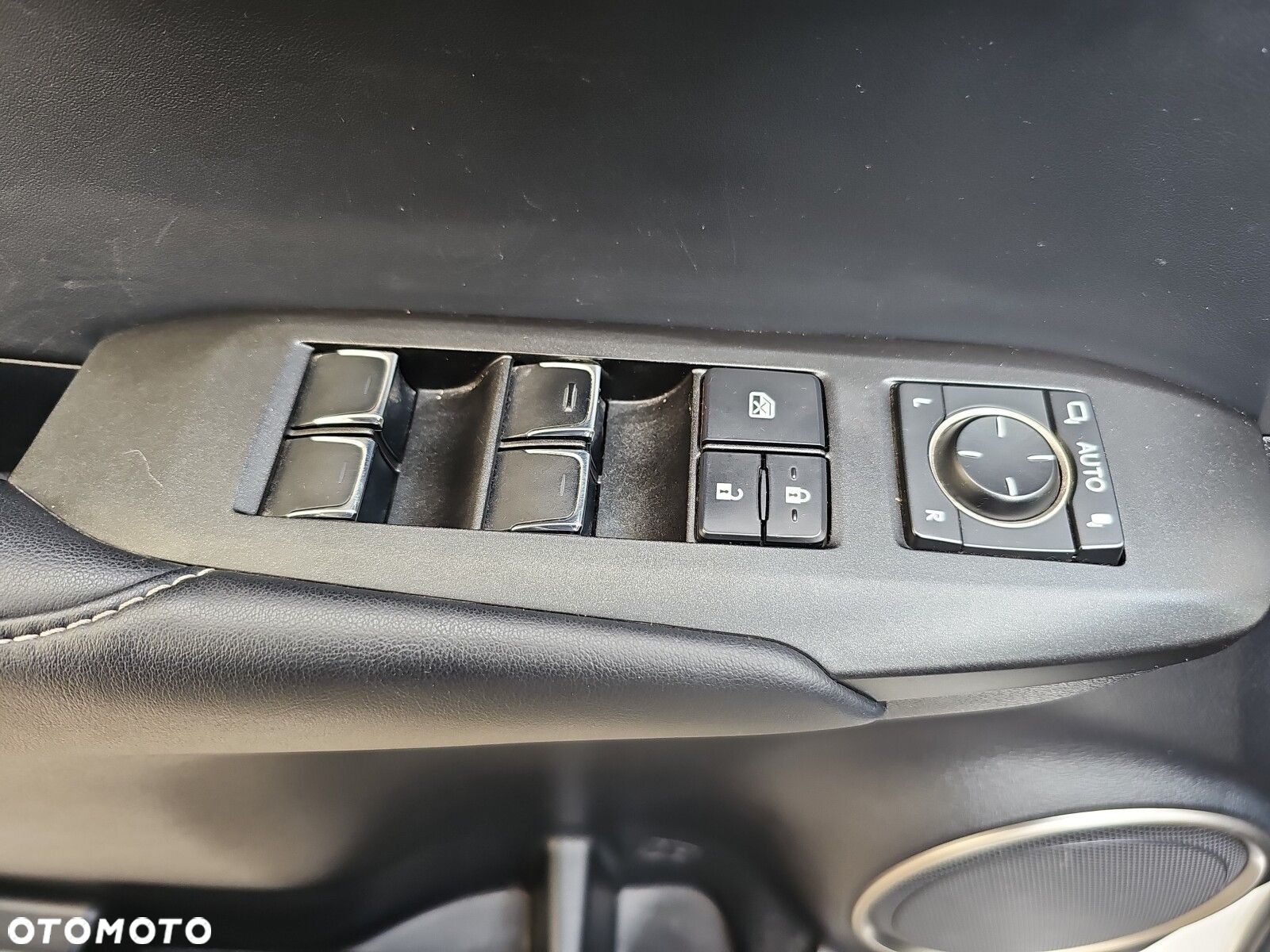 Lexus NX - 18
