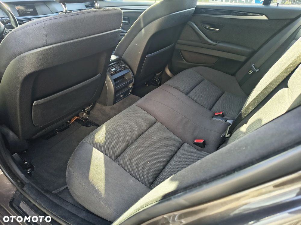 BMW Seria 5 - 11