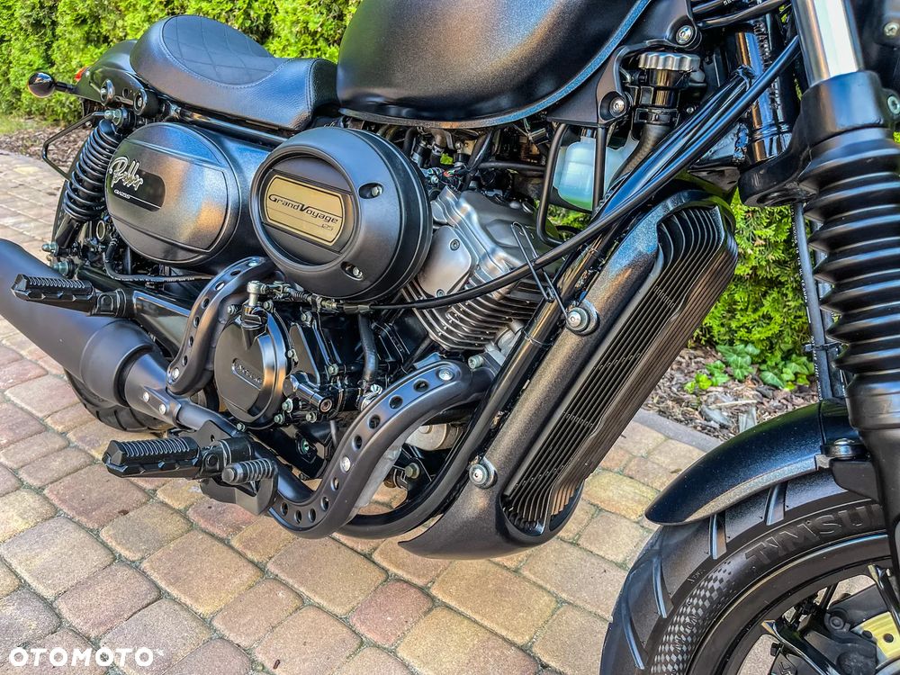 Hyosung GV - 8