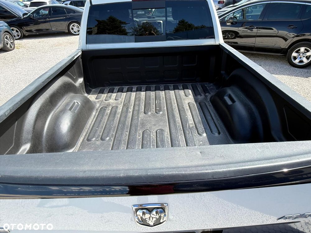 Dodge RAM TRX - 10