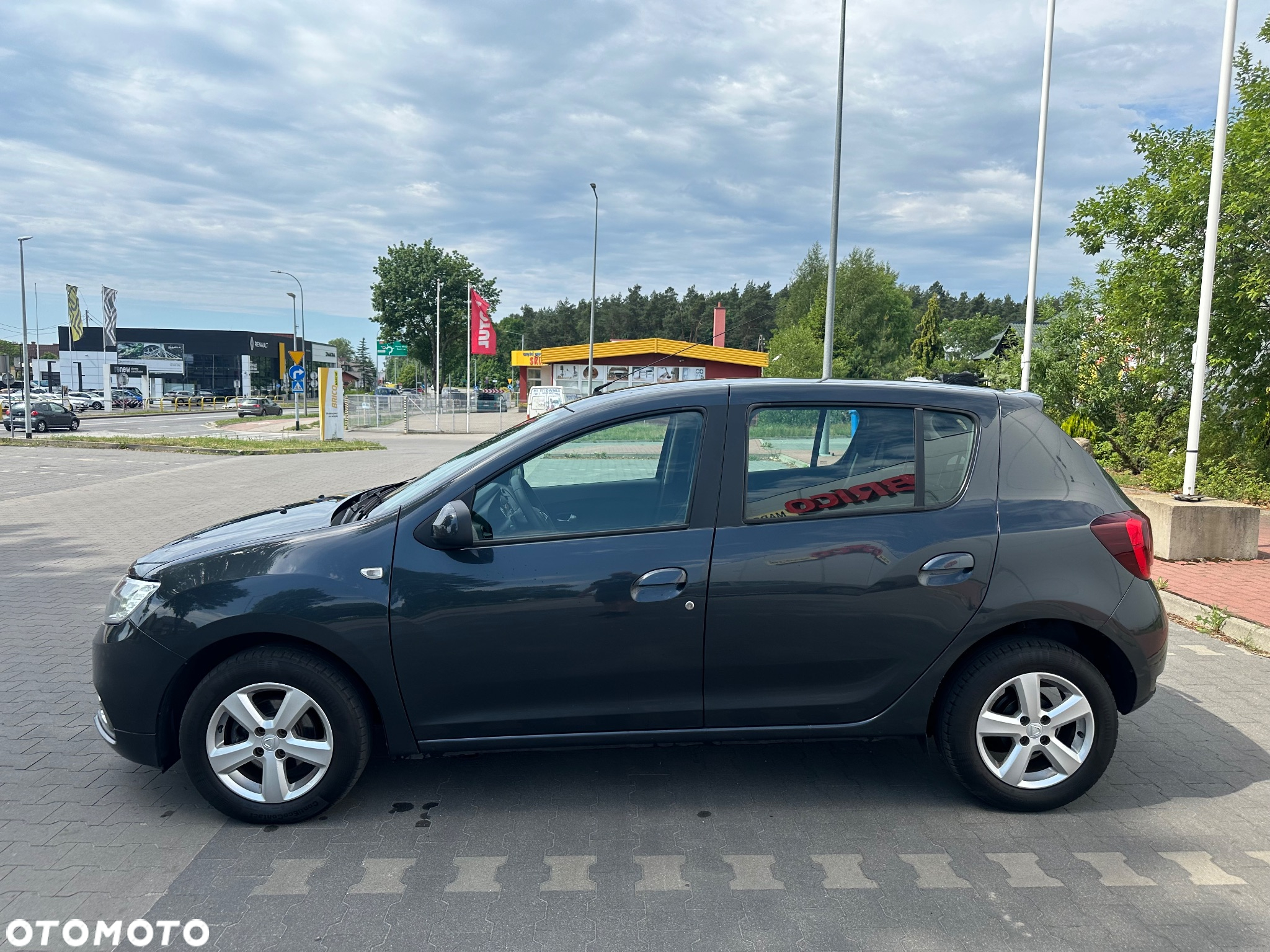 Dacia Sandero - 11
