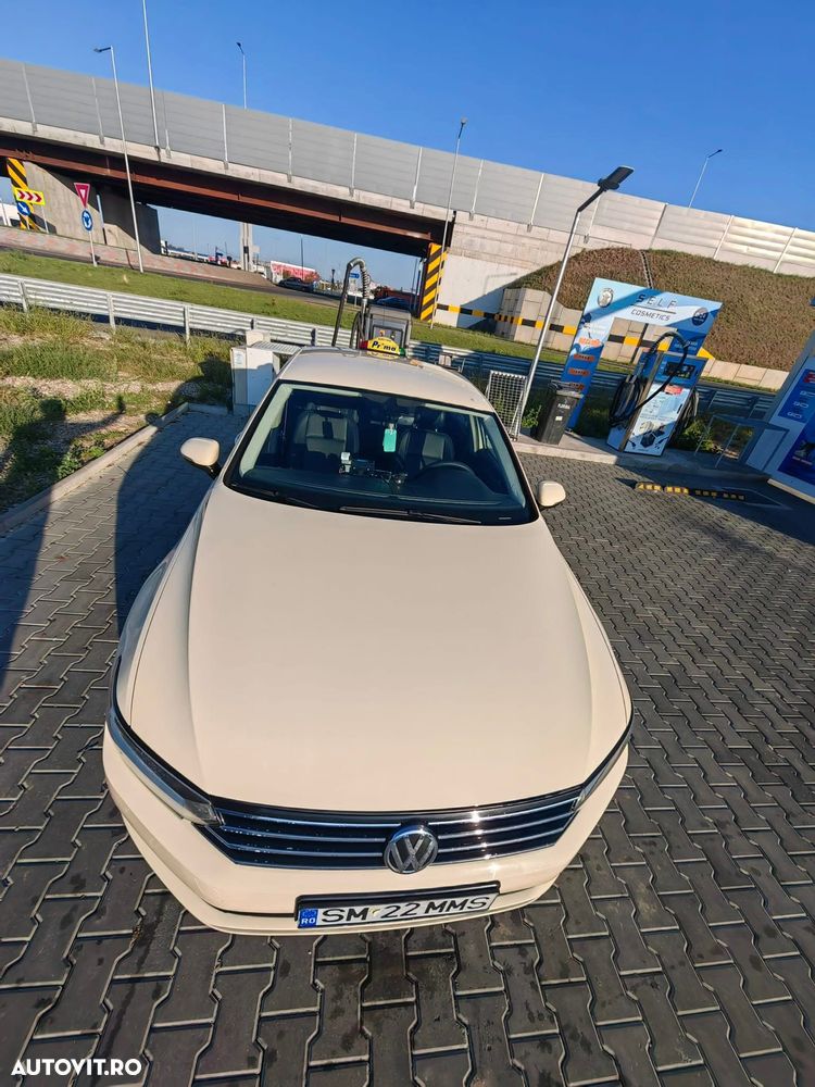 Volkswagen Passat 2.0 TDI SCR BlueMotion Comfortline - 7