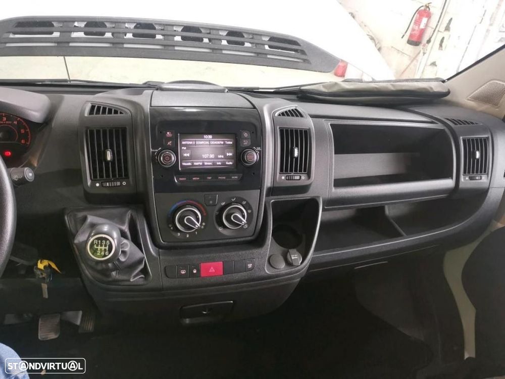 Peugeot Boxer 2.2 BlueHDi 335 L2H2 Premium C/IVA - 5