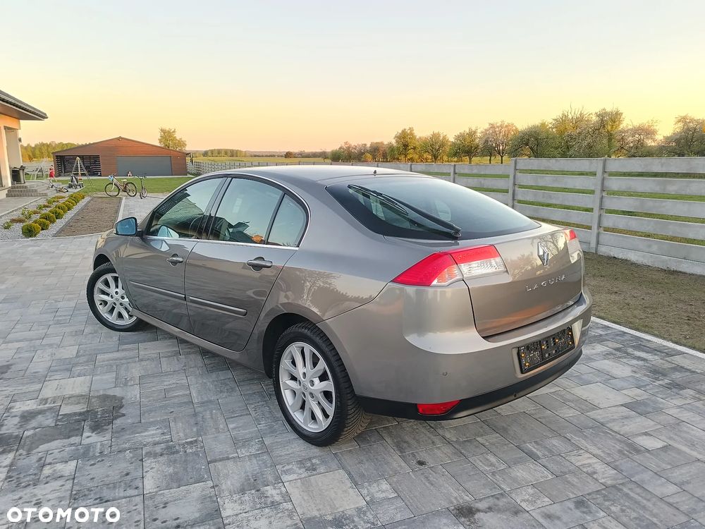 Renault Laguna - 5
