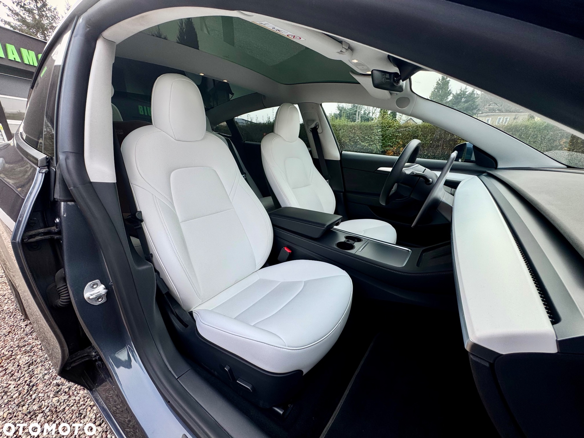 Tesla Model 3 - 18