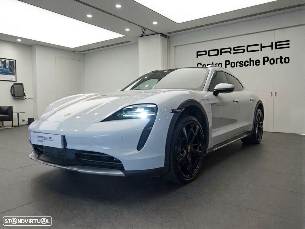 Porsche Taycan Cross Turismo 4 - 1