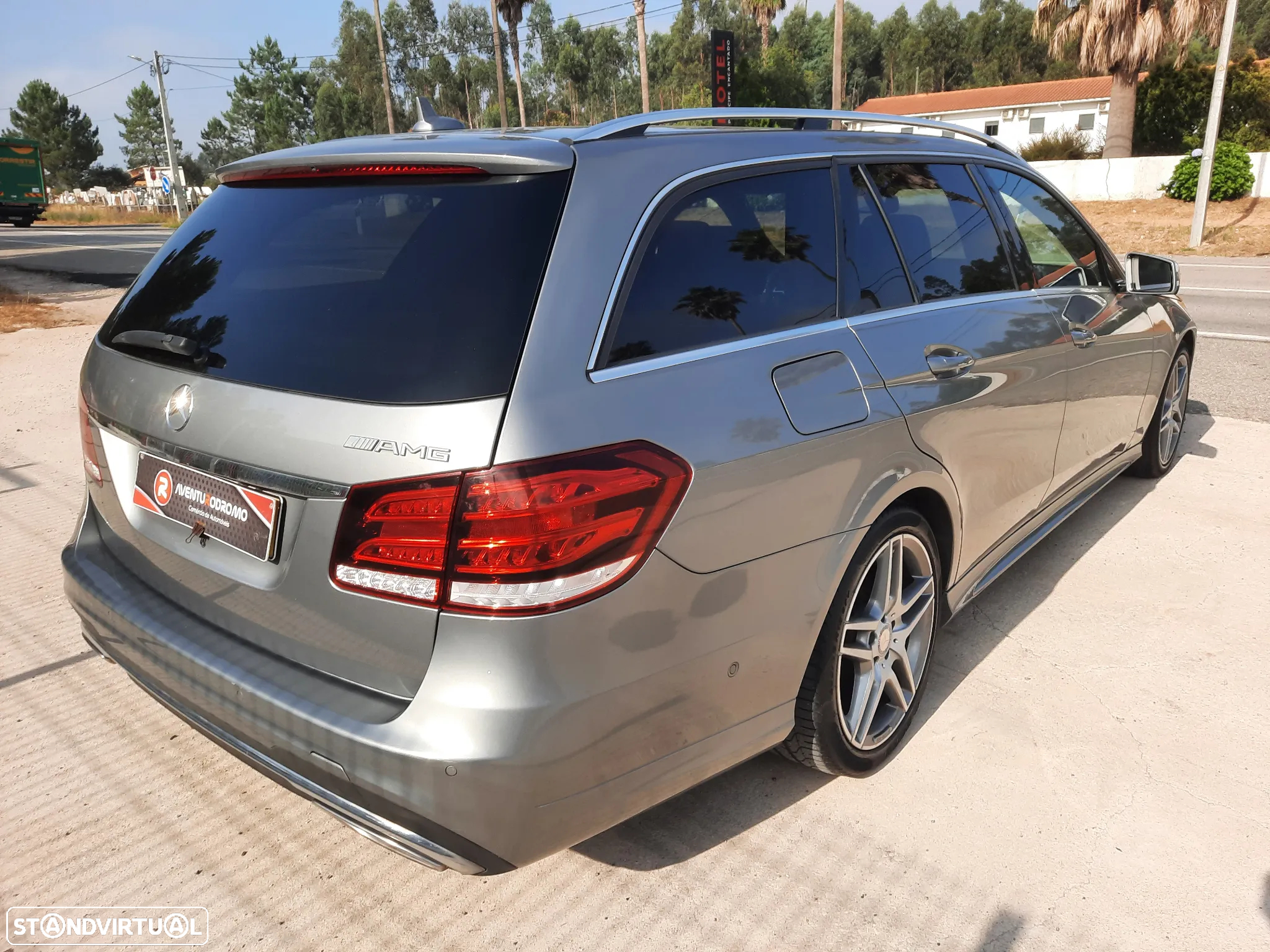 Mercedes-Benz E 300 Bluetec Hybrid Avantgarde - 17