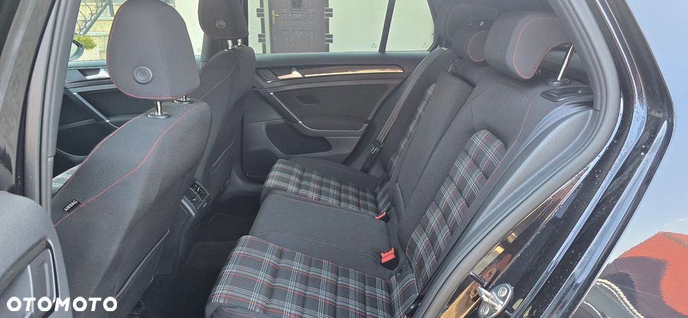 Volkswagen Golf GTI BlueMotion Technology - 15