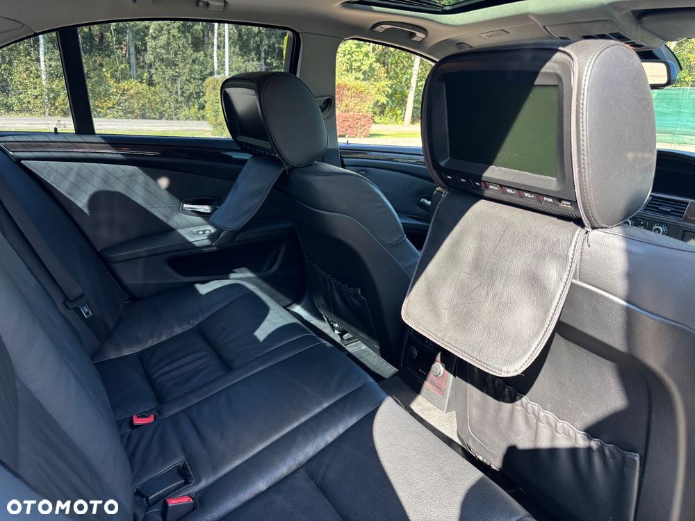 BMW Seria 5 530d Edition Exclusive - 23