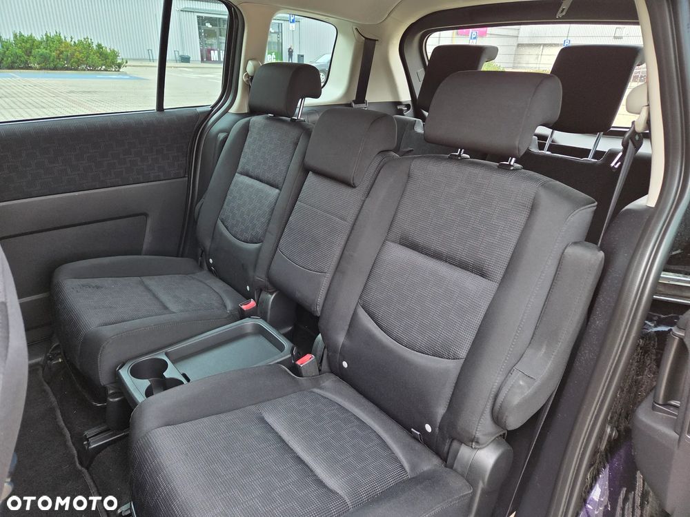 Mazda 5 - 9