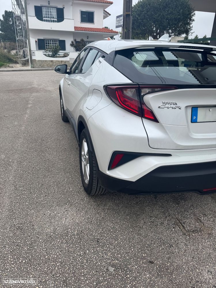 Toyota C-HR 1.8 Hybrid Comfort - 2