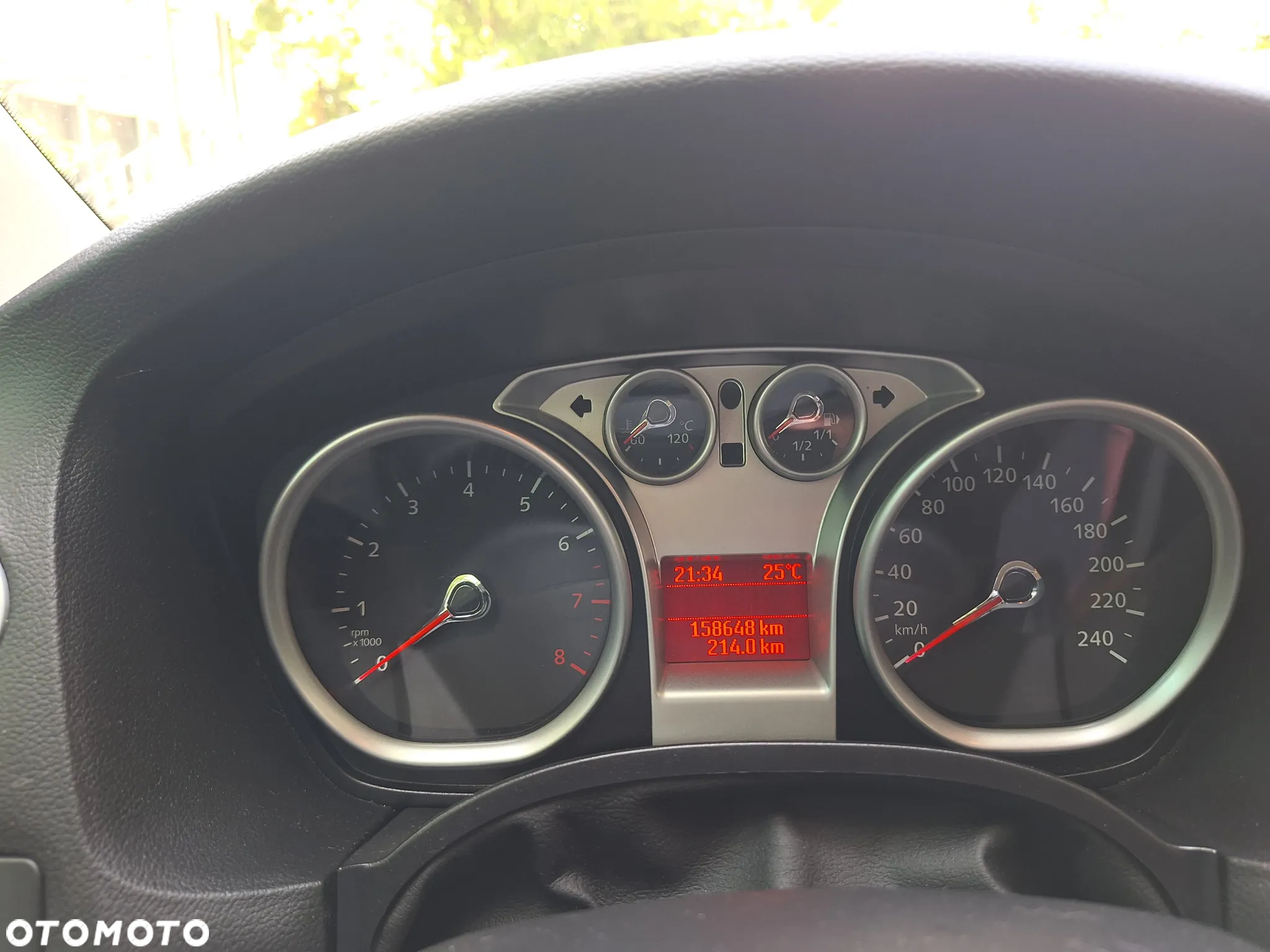 Ford Focus - 11