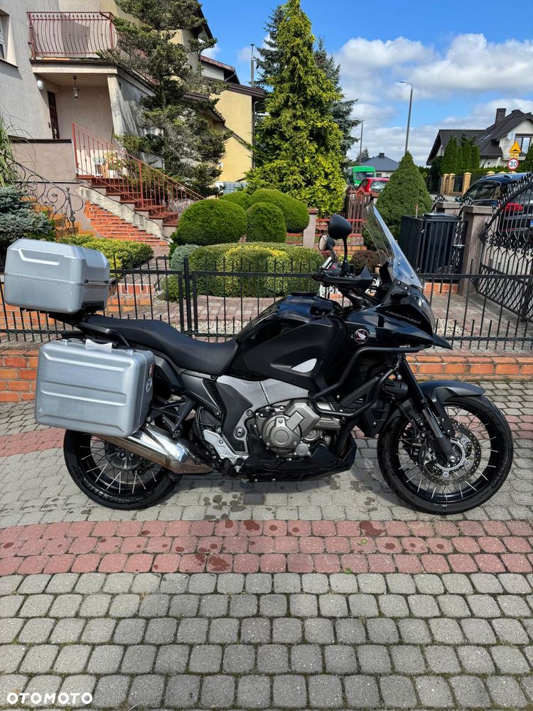Honda VFR - 7