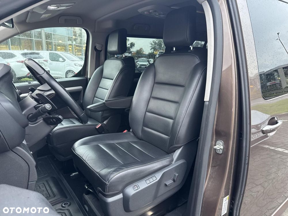 Toyota Proace Verso 2.0 D4-D Long VIP - 21