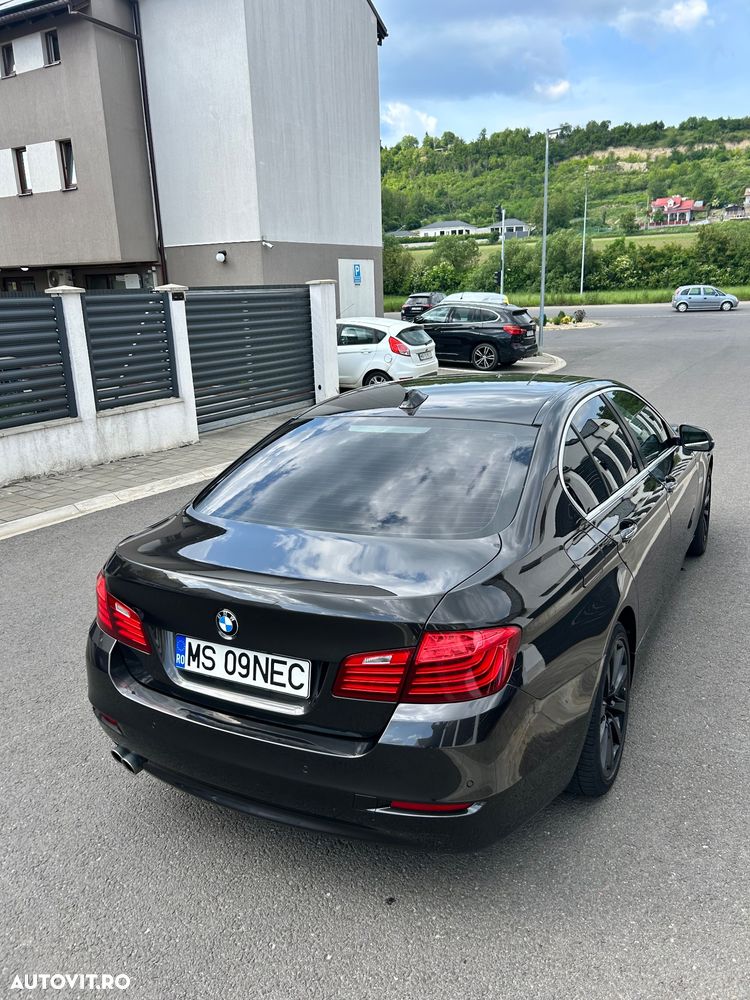 BMW Seria 5 520d xDrive - 3