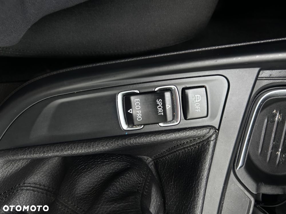 BMW Seria 1 116i - 14