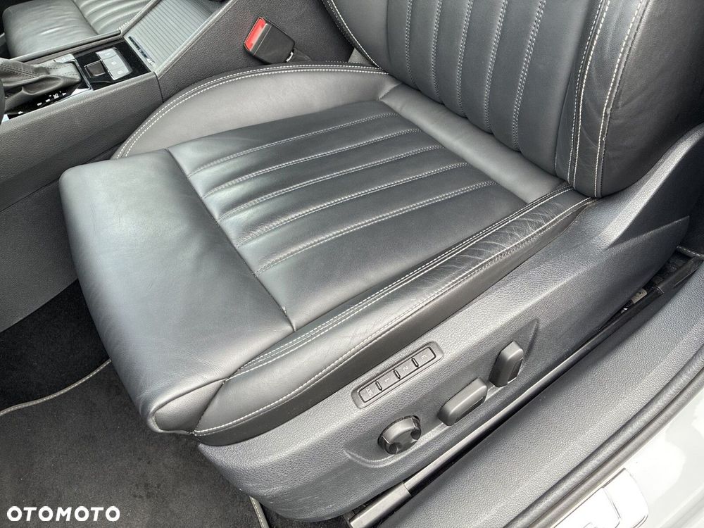 Skoda Superb 2.0 TDI SCR L&K DSG - 17