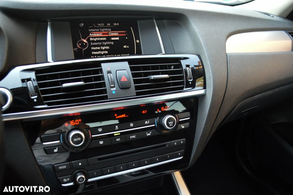 BMW X4 xDrive20i AT Advantage - 15