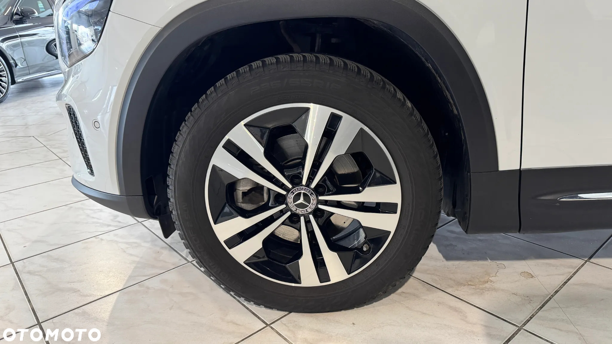 Mercedes-Benz GLB 200 Progressive 7G-DCT - 10