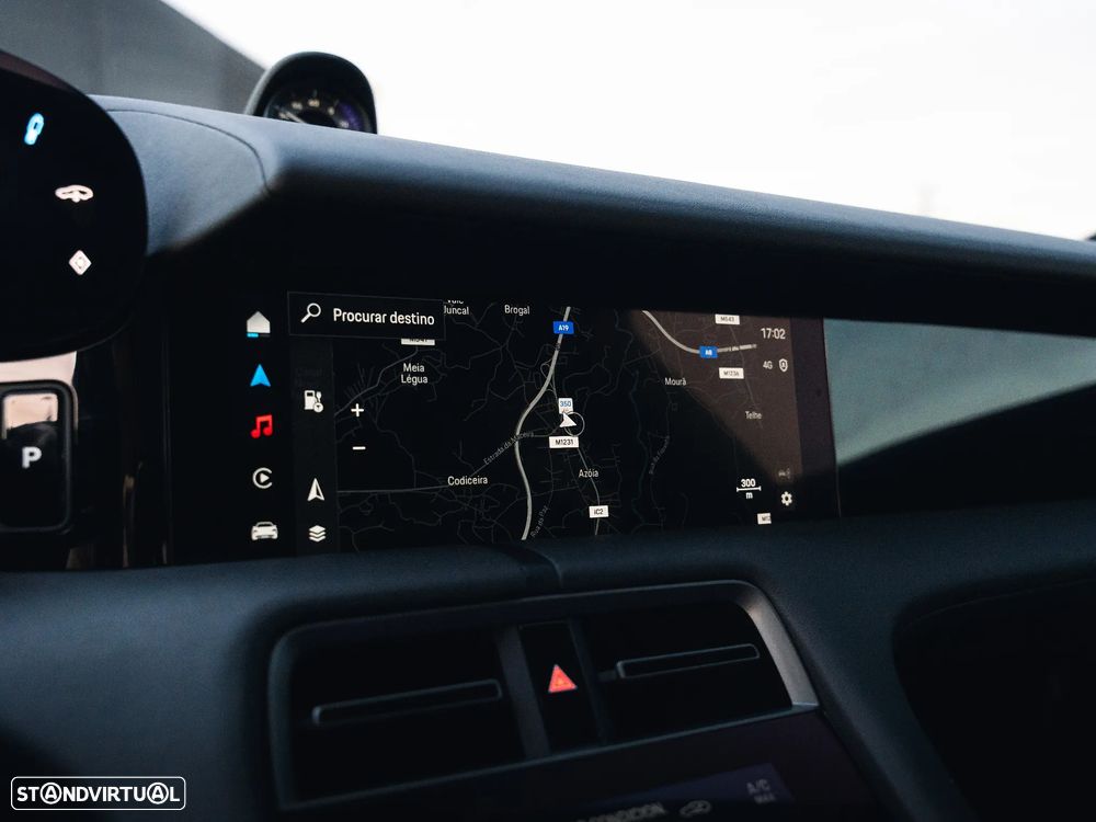 Porsche Taycan Cross Turismo 4S - 22