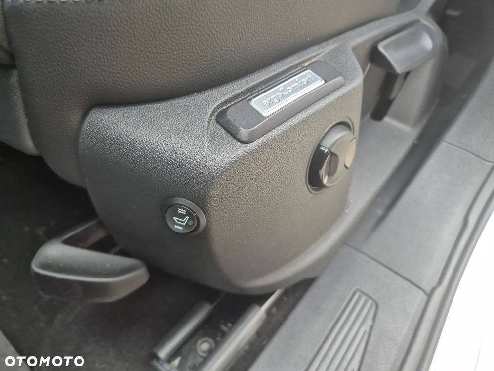 Volkswagen Caddy - 28