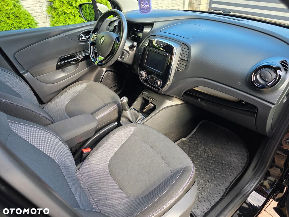 Renault Captur - 23