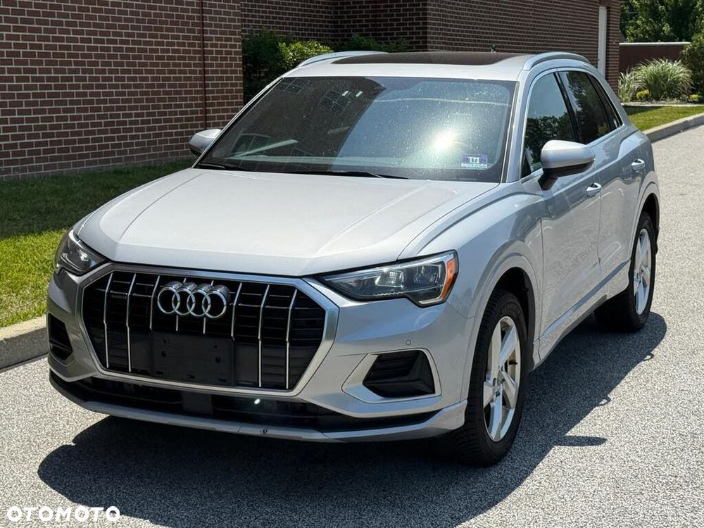 Audi Q3 - 1