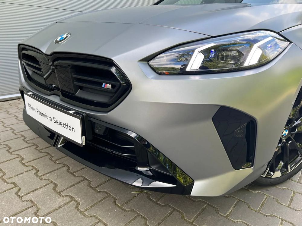 BMW 1M - 8