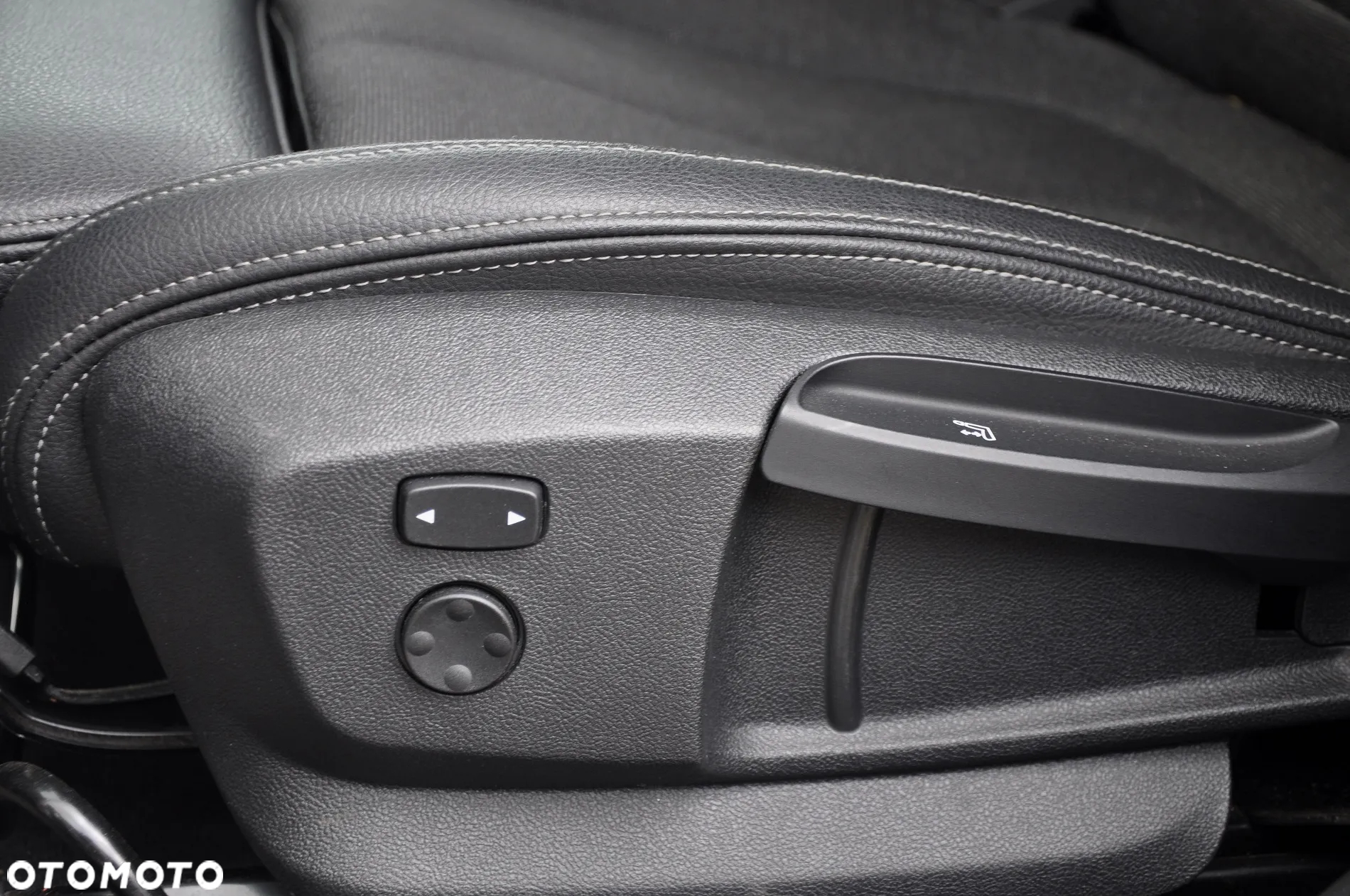 BMW X1 sDrive18d Advantage - 13