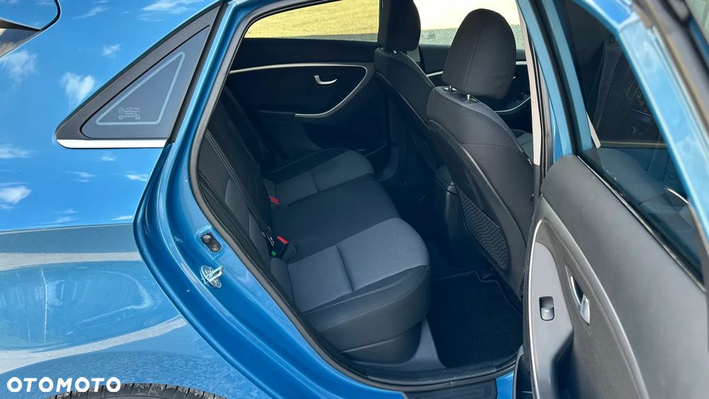 Hyundai i30 1.6 Style - 11