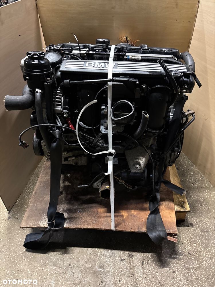 Silnik BMW X3 2.5  E83 N52 n52b25 n52b25k0 film video  x3 e83 160kw/218 koni - 5