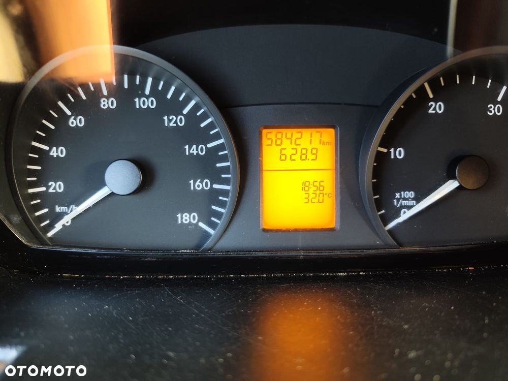 Mercedes-Benz Sprinter 311 - 10