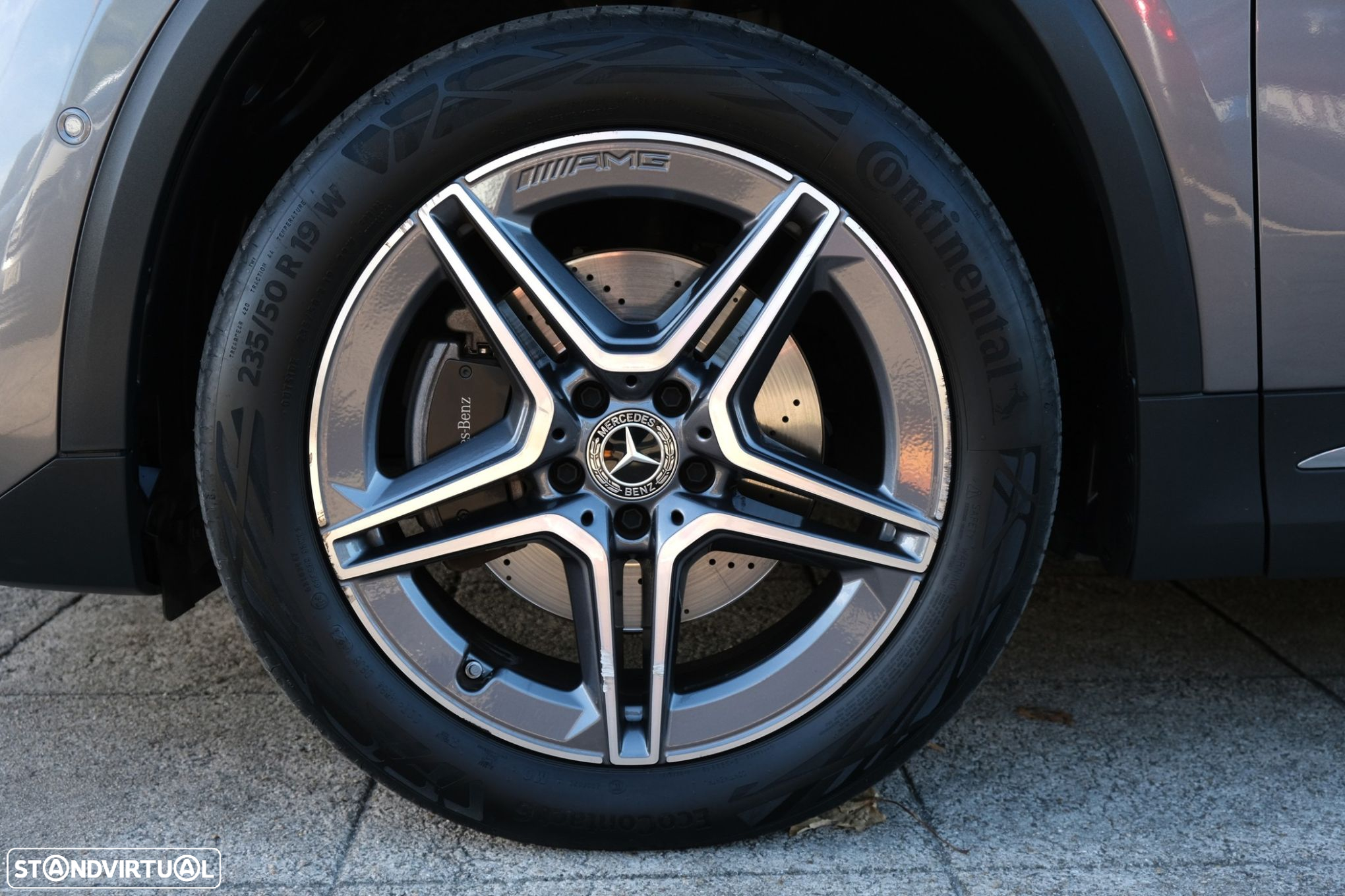 Mercedes-Benz GLA 250 e AMG Line - 30
