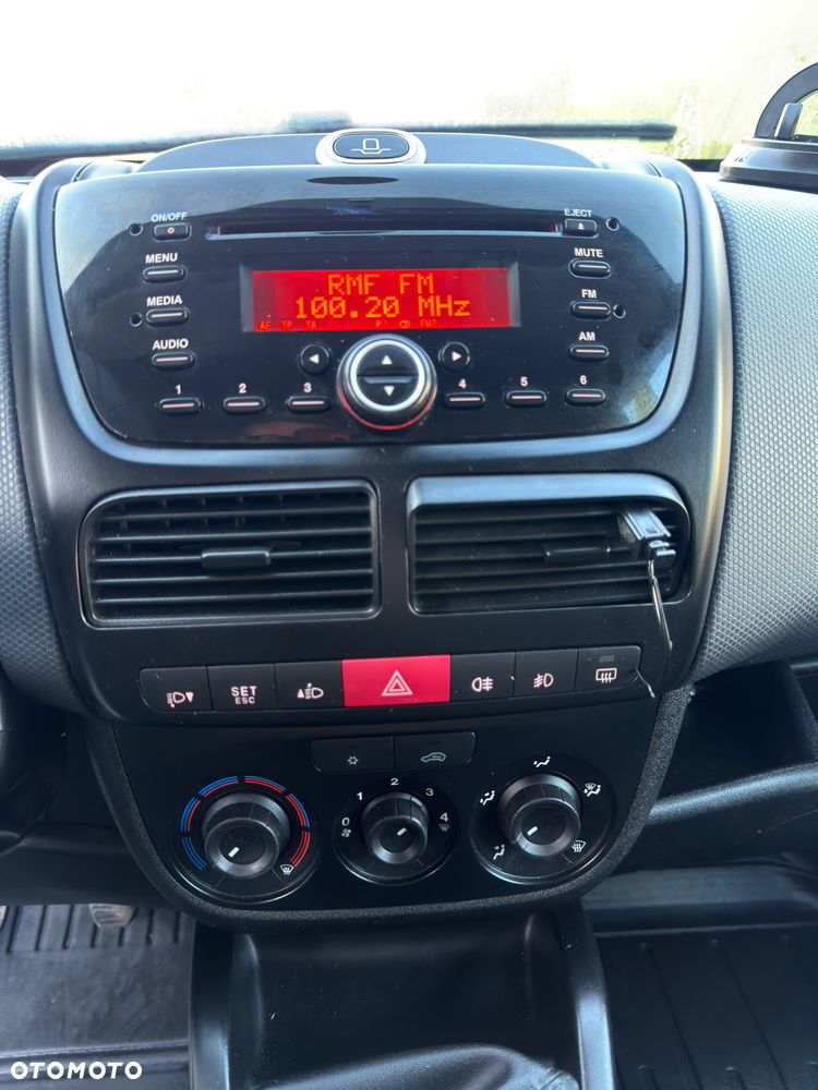 Fiat DOBLO - 19
