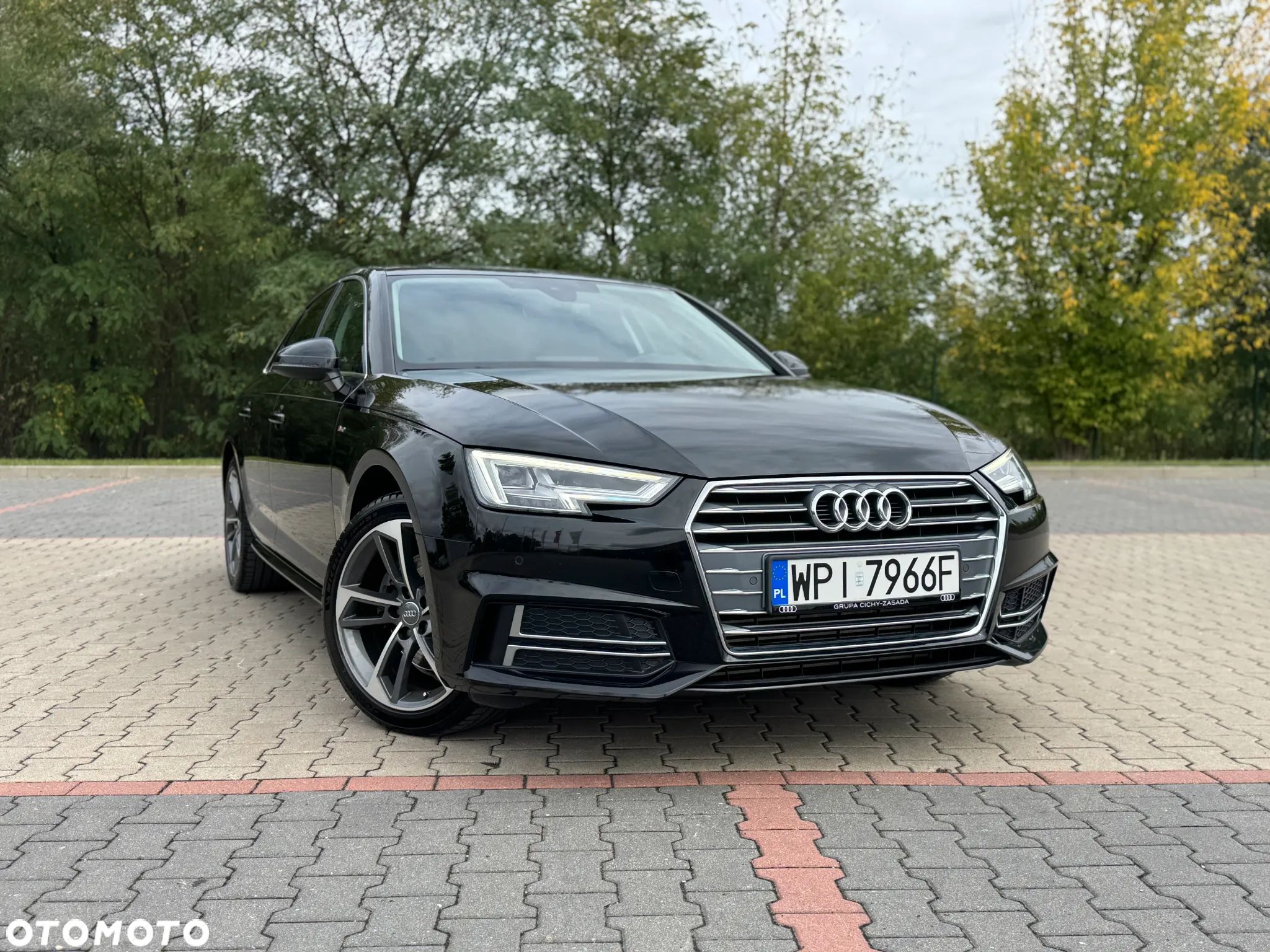 Audi A4 - 1