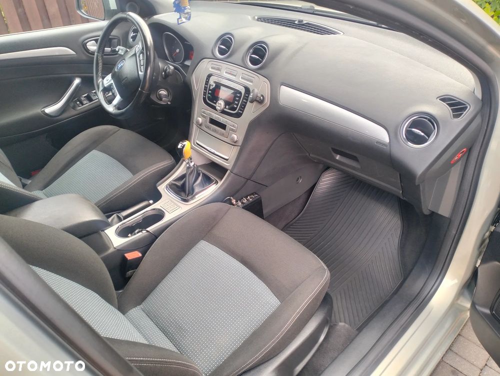 Ford Mondeo 2.0 TDCi EConetic - 14