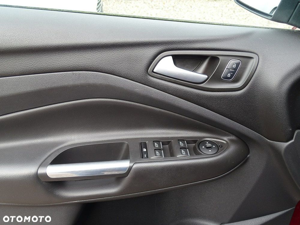 Ford Kuga - 29