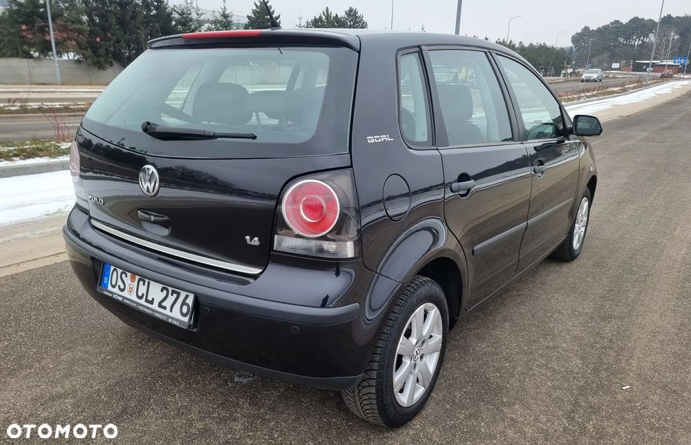 Volkswagen Polo - 2