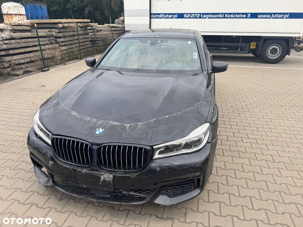 BMW Seria 7 750Li xDrive Edition Exclusive - 3