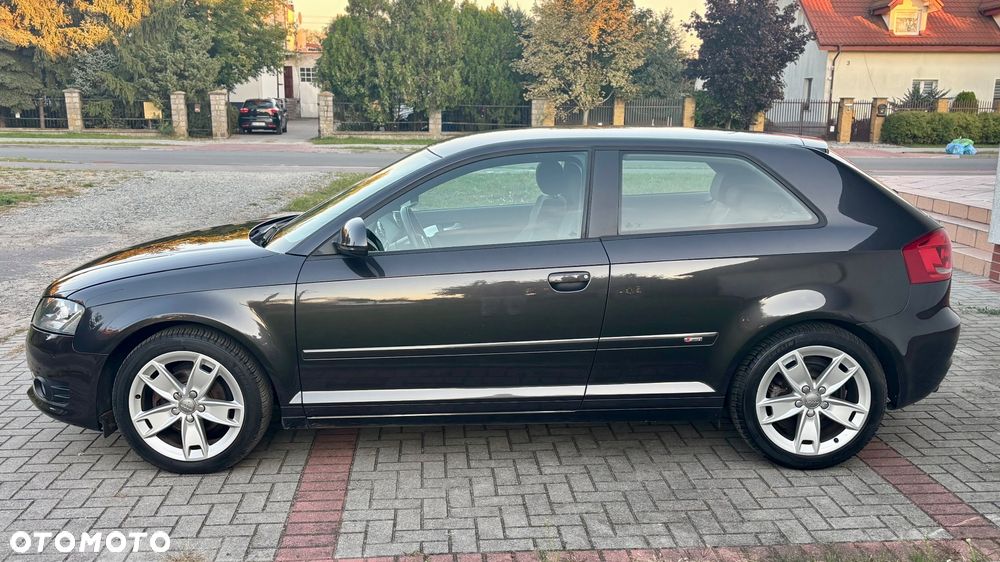 Audi A3 1.6 Attraction - 12