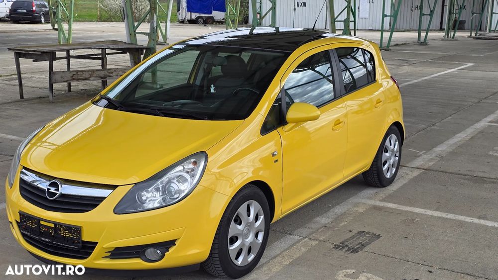 Opel Corsa 1.2i Easytronic Cosmo - 1